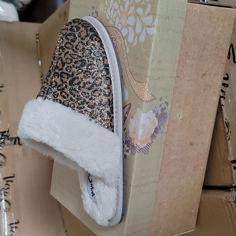 Gypsy Jazz glitter leopard slip ons